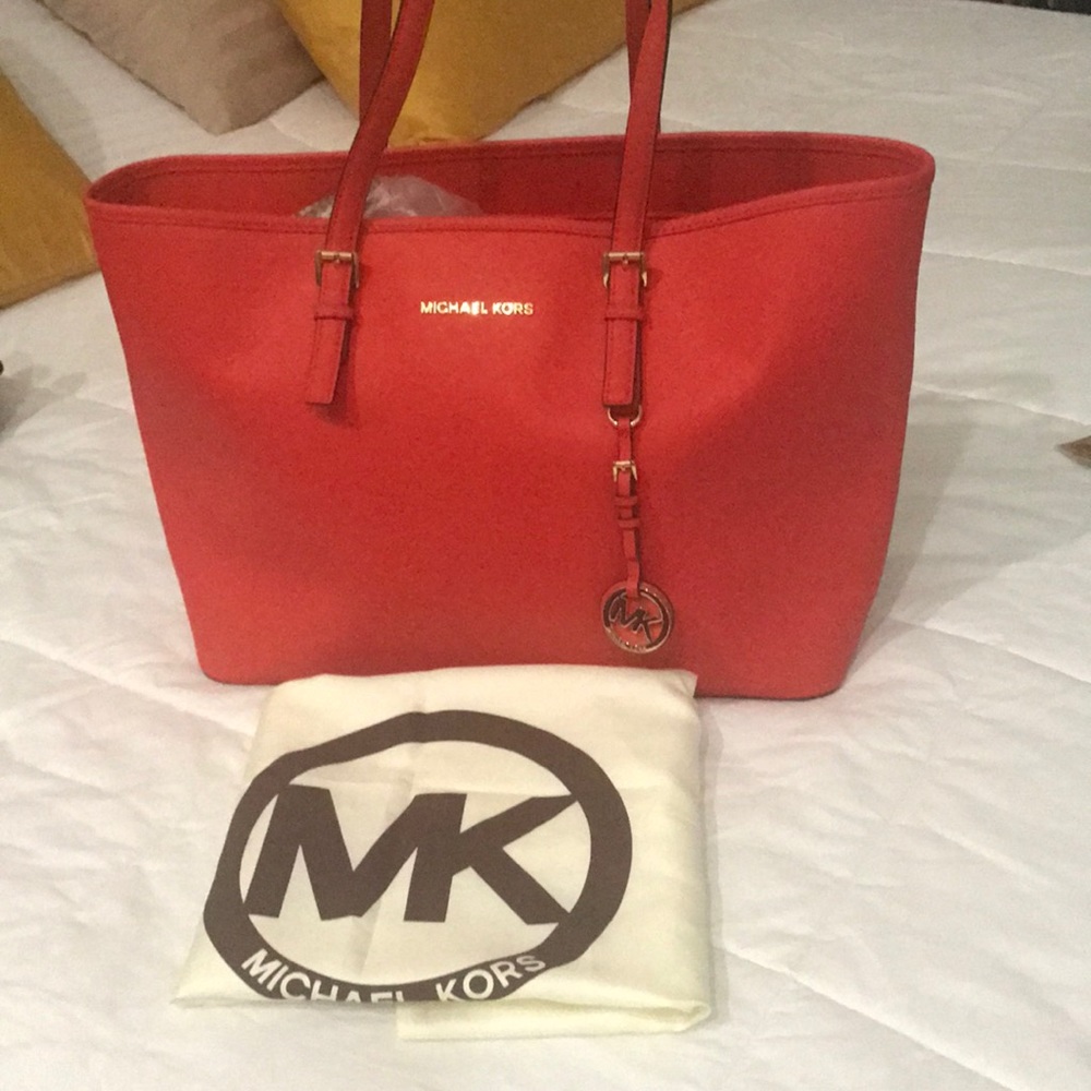 Michael Kors purse